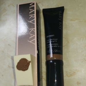 Mary Kay CC Cream -- Very Deep